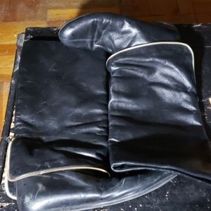 Good condition Giuseppe Zanotti knee high boots